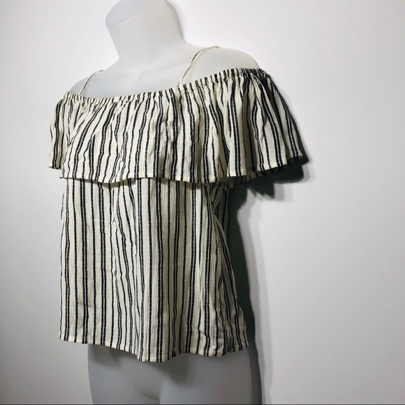 Billabong off the shoulder ruffled tank top - Picture 3 of 5